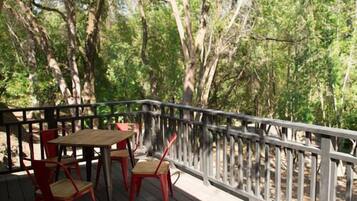 บ้านพัก, ห้องครัวขนาดเล็ก | ระเบียง