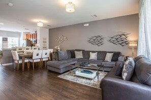 Fernseher, DVD-Player