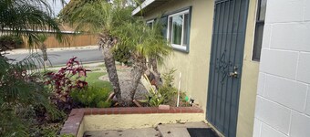 2 Bed 2 Bath 15-20 Minutes to all the Best of San Diego! 