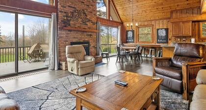 Shanty Creek 4-Season Chalet: Skiing, Lakes, Golf Courses & Trails