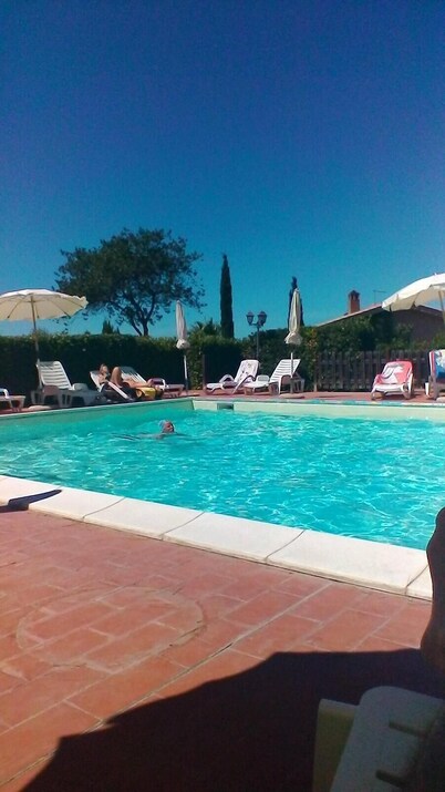 Apartment in Village-Residence La Pieve di Pomaia - Swimming pool - WiFi -Toscana