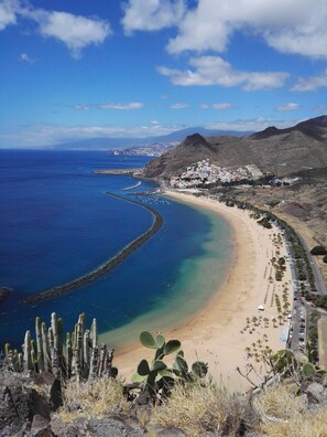Beach nearby, beach towels