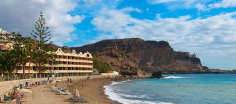 Villa Monseñor with spectacular seaviews - sleeping 6 - Free WiFi