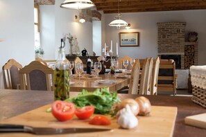 Dining - Villa in Sukošan with Pool near the Sea (Sukosan)