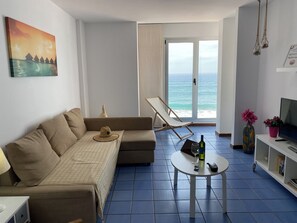 Smart TV, video games