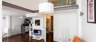 A Stylish 2 Bed, 2 Bath London Apartment