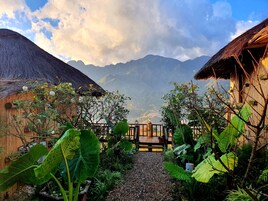 Private Bamboo Hut  | Mountain view