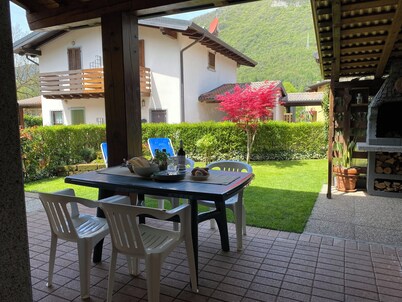 Holiday house up to 4 persons, only 200 m from the lake, quiet location