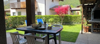 Holiday house up to 4 persons, only 200 m from the lake, quiet location