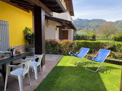 Holiday house up to 4 persons, only 200 m from the lake, quiet location