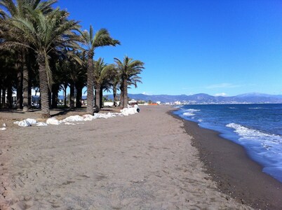 Detached house with pool, 200m. the beach, restaurants and shops 