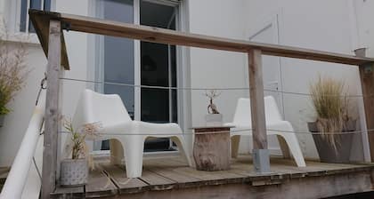Location charme T2 VendĂ©e 300m de la plage et 100 m de la forĂȘt