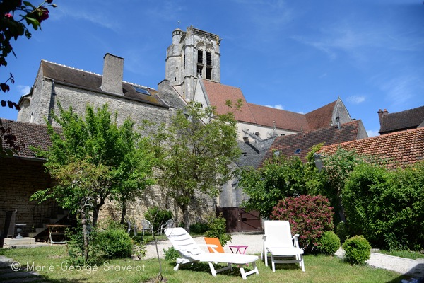 Le jardin de 400 m² avec vue