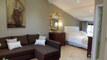 1 chambre, fer et planche Ă  repasser, lit parapluie, Wi-Fi