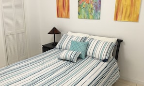 4 bedrooms, iron/ironing board, free WiFi, bed sheets
