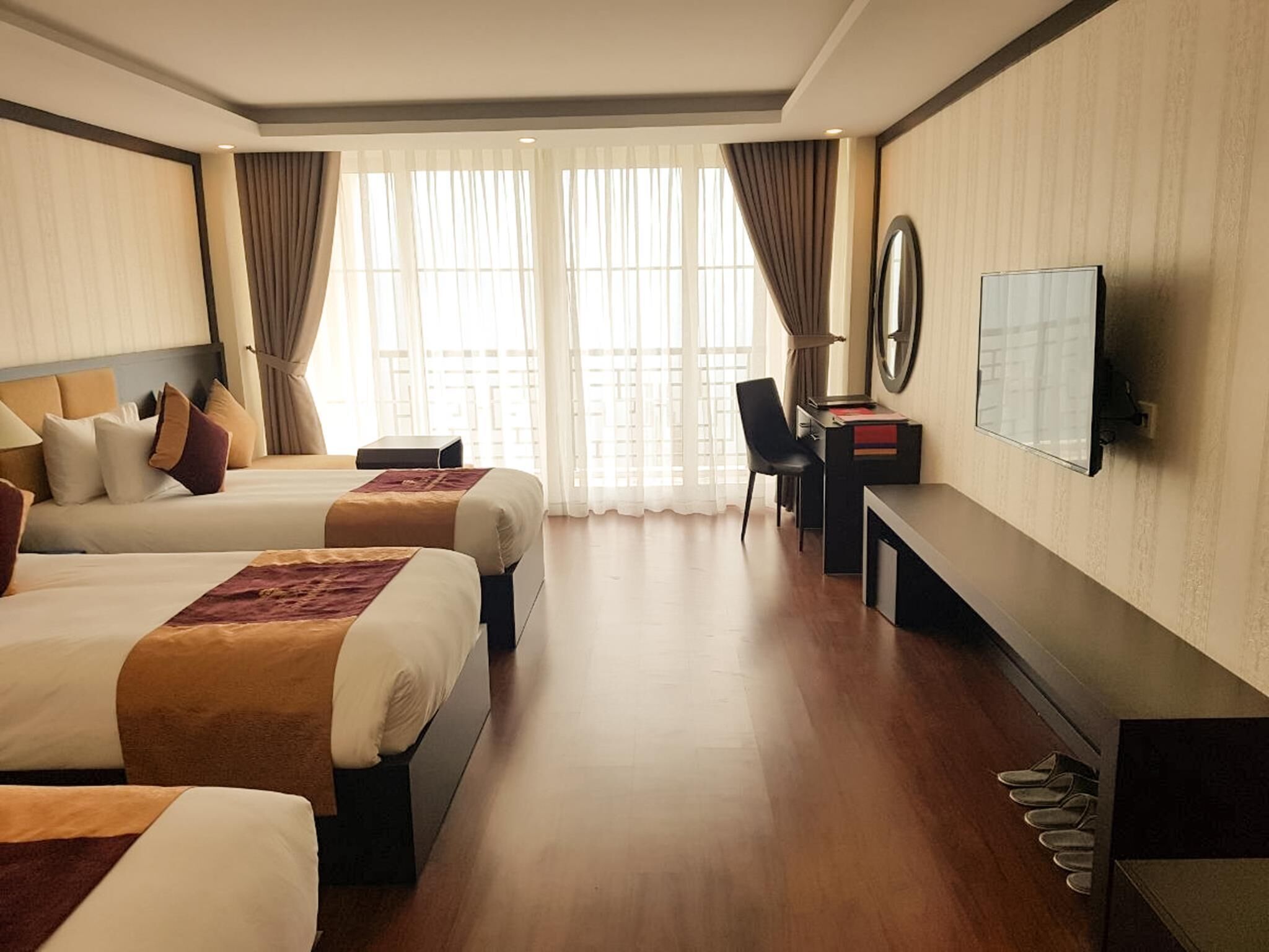 Minibar, in-room safe, desk, soundproofing