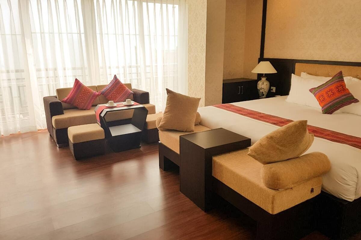 Minibar, in-room safe, desk, soundproofing