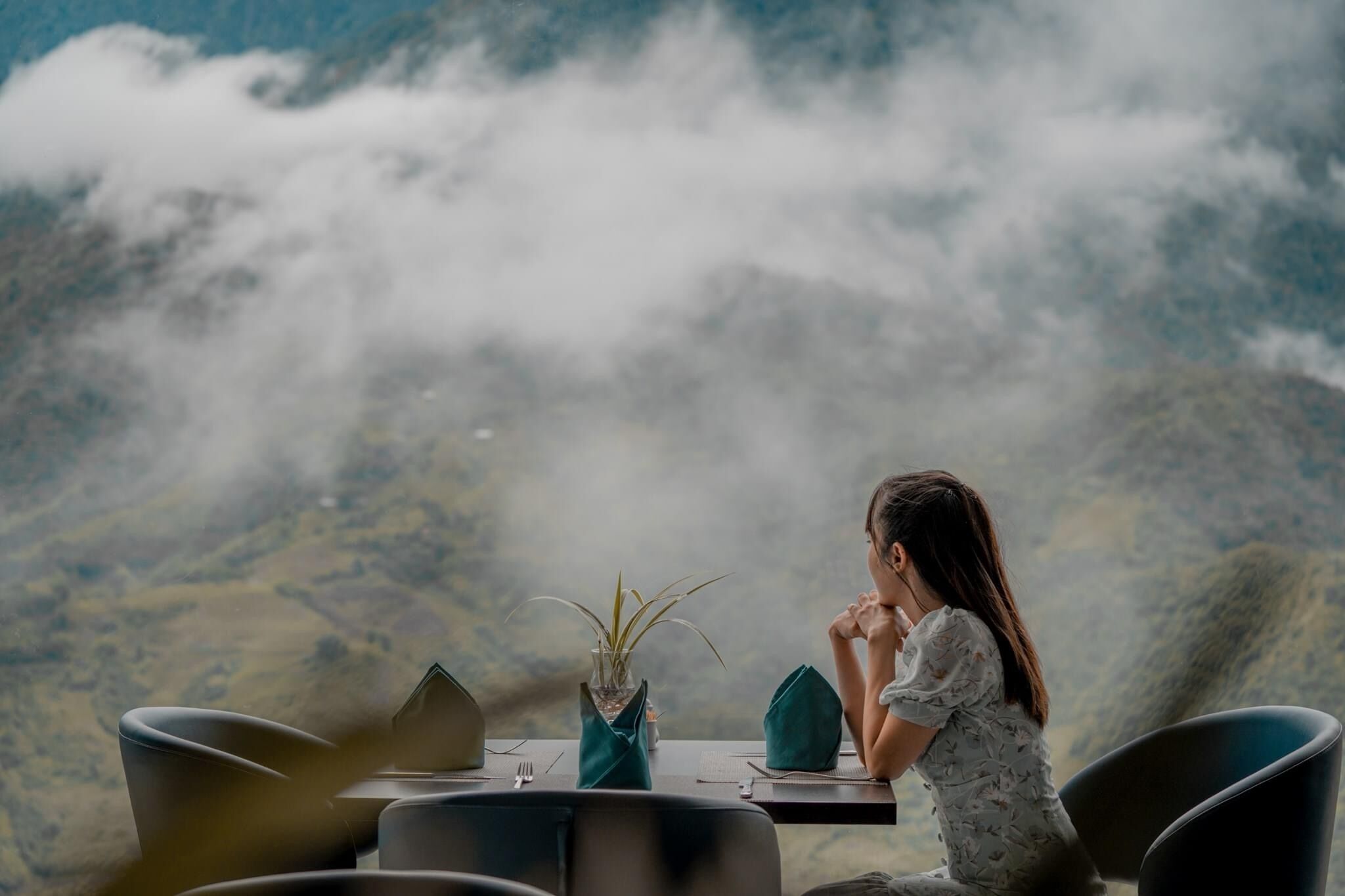 breakfast, lunch, dinner served; local and international cuisine