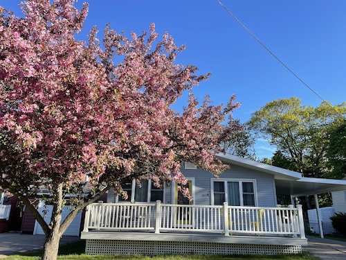 Stunning home just steps to the beach, bike path, downtown Marquette, and NMU