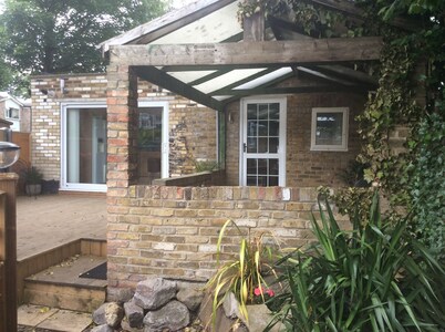 Garden bungalow - dog friendly