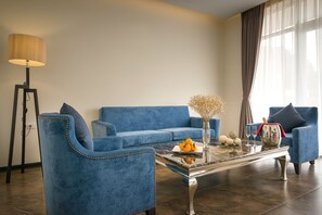 Flat-screen TV - La Paz Hanoi Hotel (Hanoi)