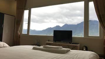 Minibar, desk, blackout curtains, soundproofing