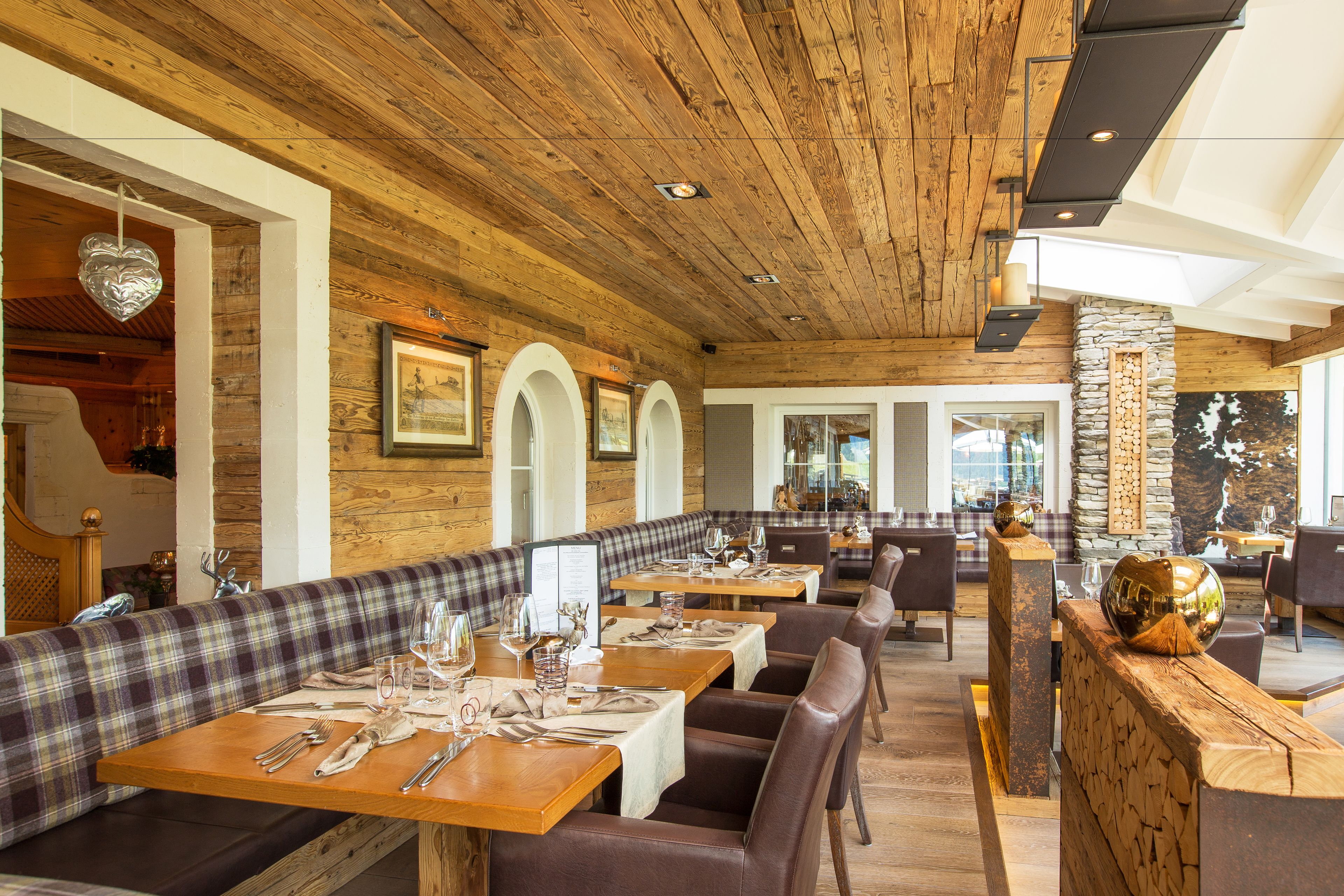 lunch and dinner served, local and international cuisine