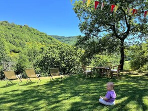 Property grounds - Boutique Studio Apartment in Traditional Villa, Swimming Pool, WIFI (Perugino) (assisi)