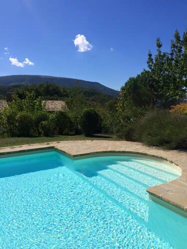 Lovely Two Bedrooml Cottage, Piscine, WIFI gratuit (Cimabue)