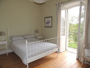 3 chambres, fer et planche Ă repasser, Wi-Fi gratuit, draps fournis