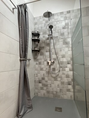 Shower, hair dryer, towels, soap - TINO HOUSE - FOR 5 PEOPLE- SWIMMING POOL (Mogán)
