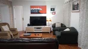 Télévision à écran plat