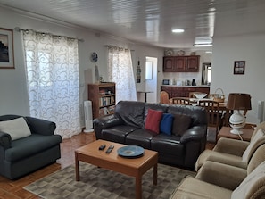 Télévision à écran plat