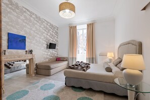 3 bedrooms, iron/ironing board, WiFi, bed sheets - St Peter Apt 3BR · 3BA | Central with a spectacular view! (Roma)