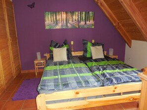 2 Schlafzimmer, Bügeleisen/Bügelbrett, Reisekinderbett, WLAN