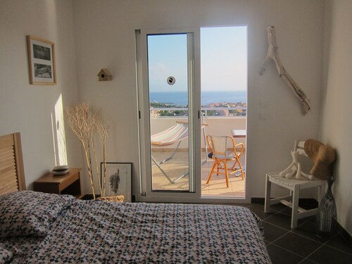 Appartement 57m2, RESIDENCE GRAND STANDING,TERRASSE 26m², FACE  MER,PLAGE à 800m
