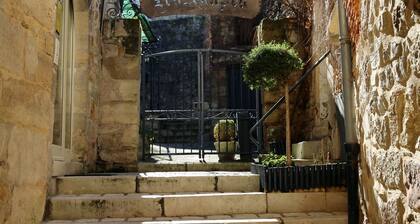 Les maisons du Périgord cÎté VézÚre