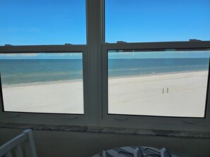 Interior - Shores Penthouse End unit Beachfront 100% beach view from every window,sunsets, (Fort Myers Beach)