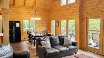 Smart TV, chimenea, videojuegos y reproductor de DVD