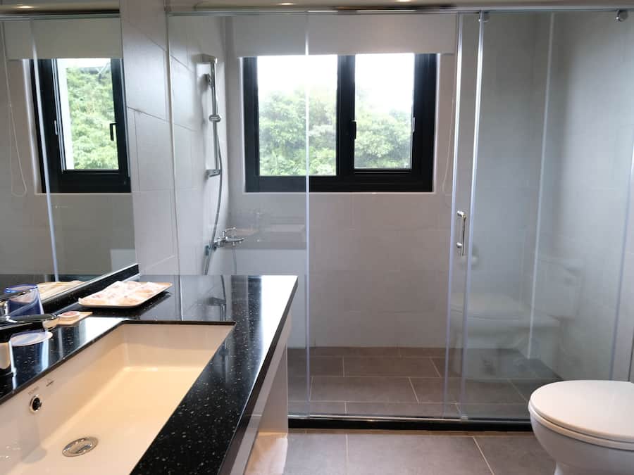 Habitación superior con 2 camas individuales, 2 camas individuales (Window) | Escritorio, sistema de insonorización, wifi gratis
