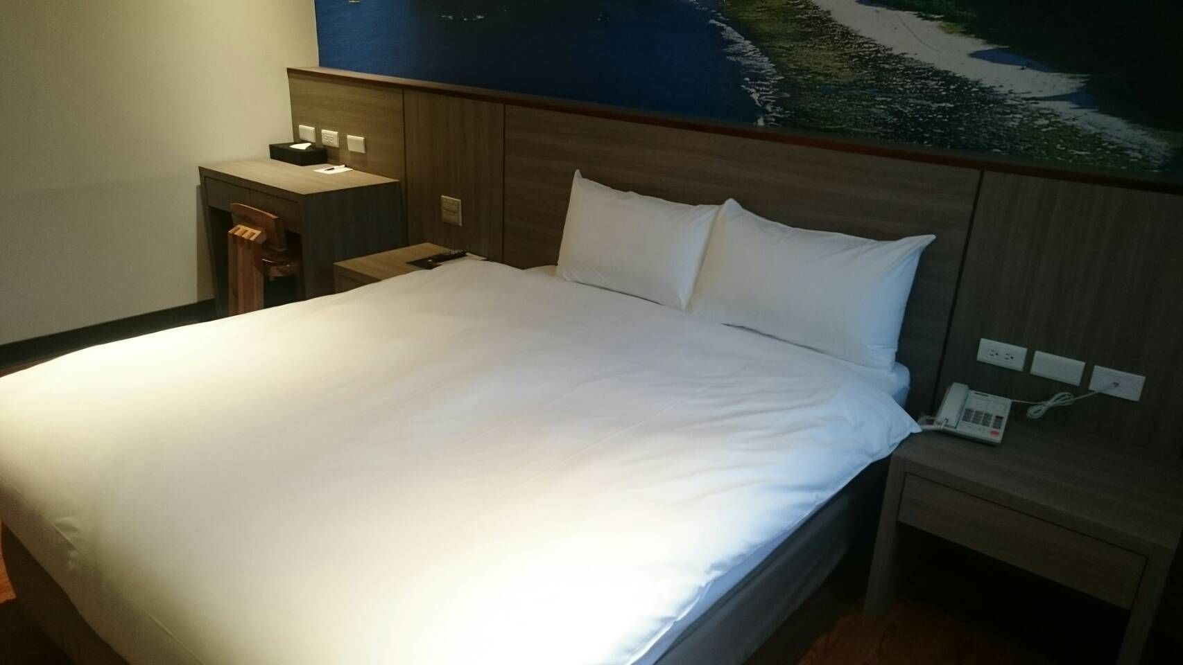 superior double room, 1 double bed | desk, soundproofing, free wifi