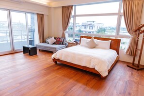 Double Room, Accessible, Courtyard View (Yae cherry)