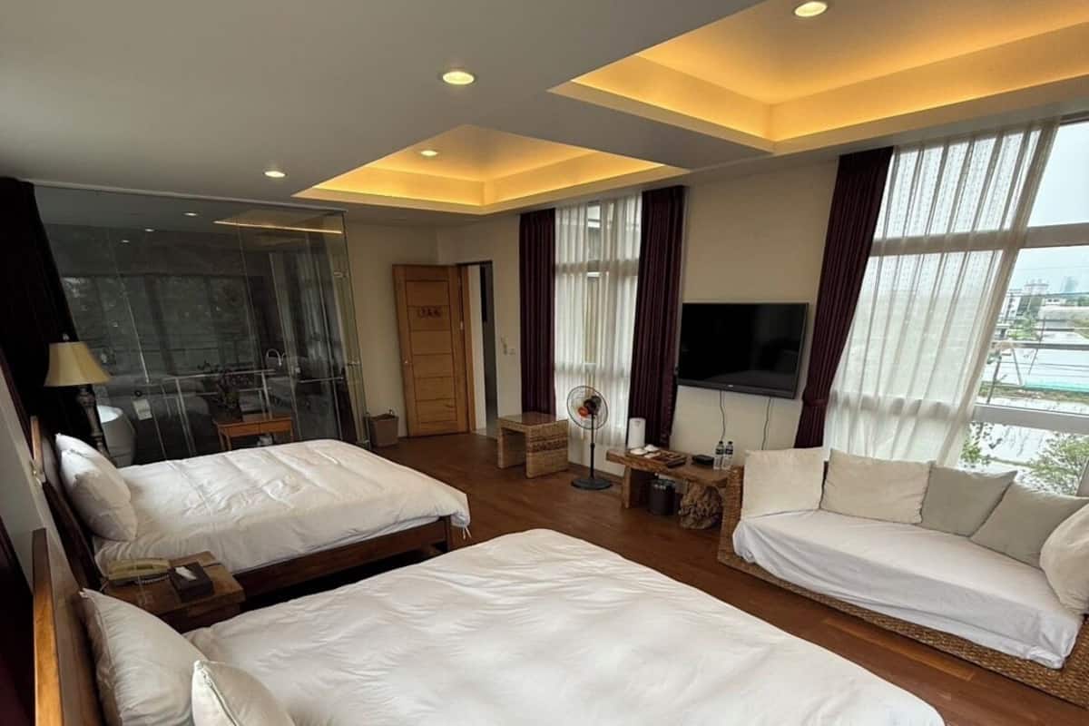 Quadruple Room, Courtyard View (Chishima cherry) | Desk, blackout curtains, soundproofing, cots/infant beds