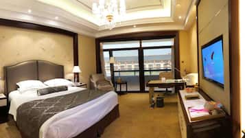 Minibar, in-room safe, desk, blackout curtains