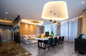 私家尚流套房 | 起居区 | 液晶电视