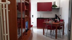 Free daily local cuisine breakfast