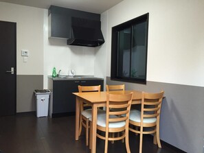 Villa | In-room dining - GH One More Heart Kyoto Station South 1 (Kyoto)