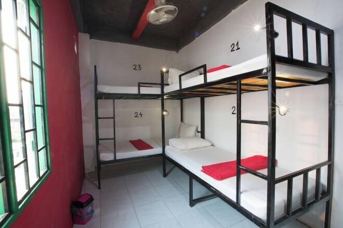 Caja de seguridad en la habitación, insonorización y wifi gratis