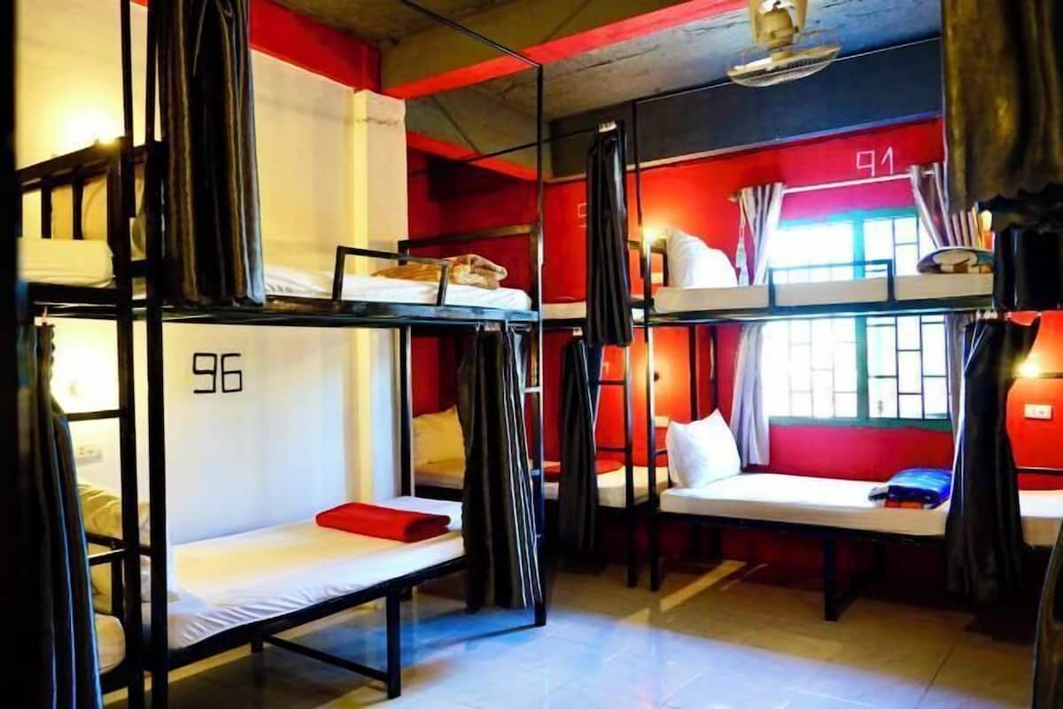 Een kluis op de kamer, geluiddichte muren, gratis wifi, beddengoed