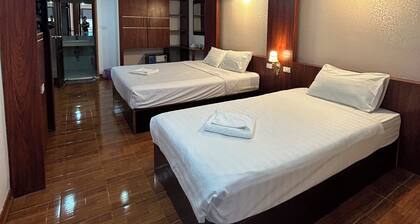 Vang Vieng Rock Backpacker Hostel